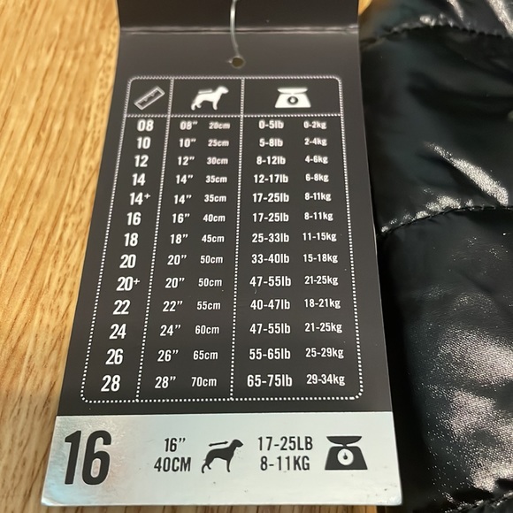 CANADA POOCH Shiny Insulated Dog Puffer Vest - Picture 5 of 7